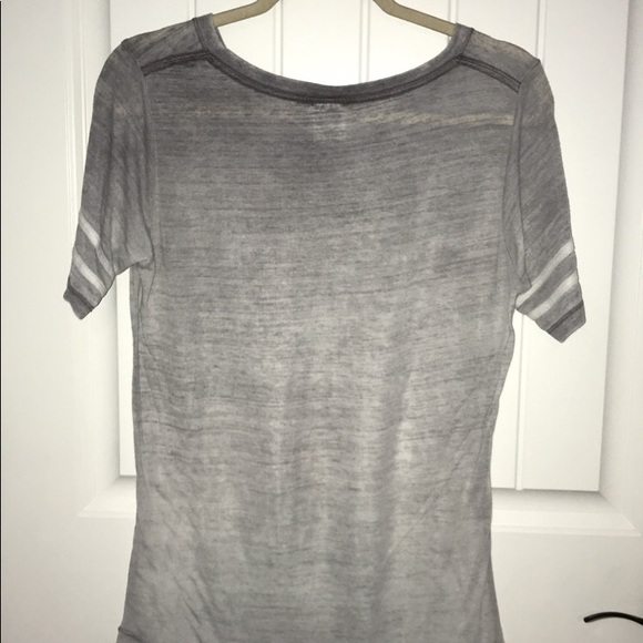 Grey tee, with white stripes - Picture 1 of 2